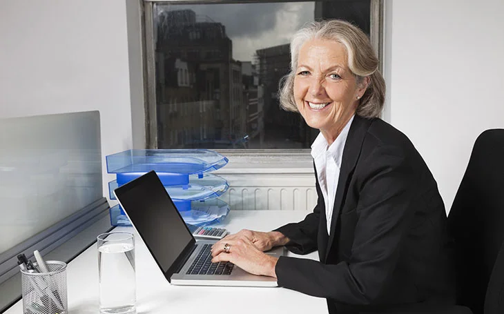 Professional conveyancer solicitor