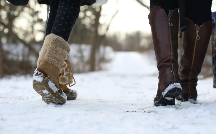 frosty footsteps for Crisis agents giving
