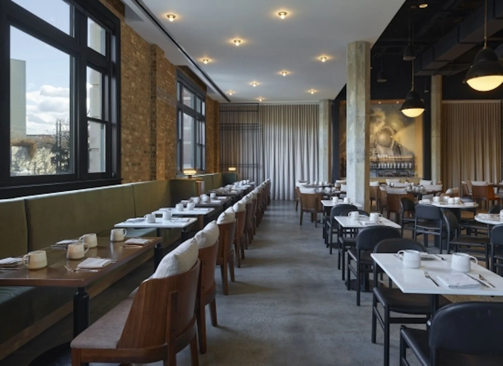 dining room of rouser at asher adams hotel